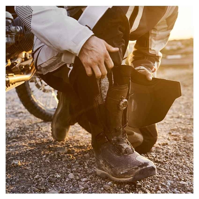 Revit Expedition GTX moottoripyöräsaappaat musta-harmaa