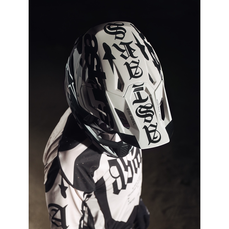 Alpinestars Supertech S-M7 Limited Edition -motocrossikypärä, Wolf Dust, hiekanmusta