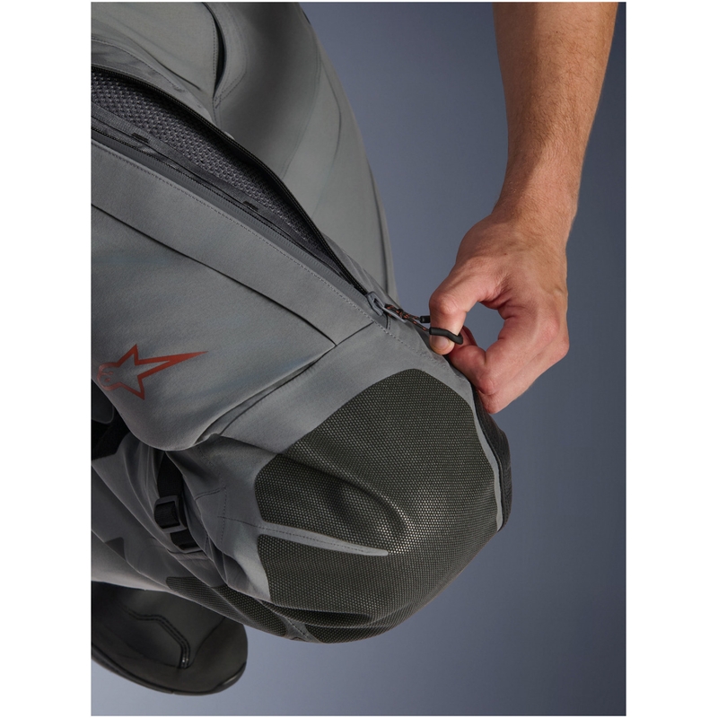 Alpinestars Nazca 3L Gore-Tex PRO moottoripyöräshortsit tummanharmaa-musta
