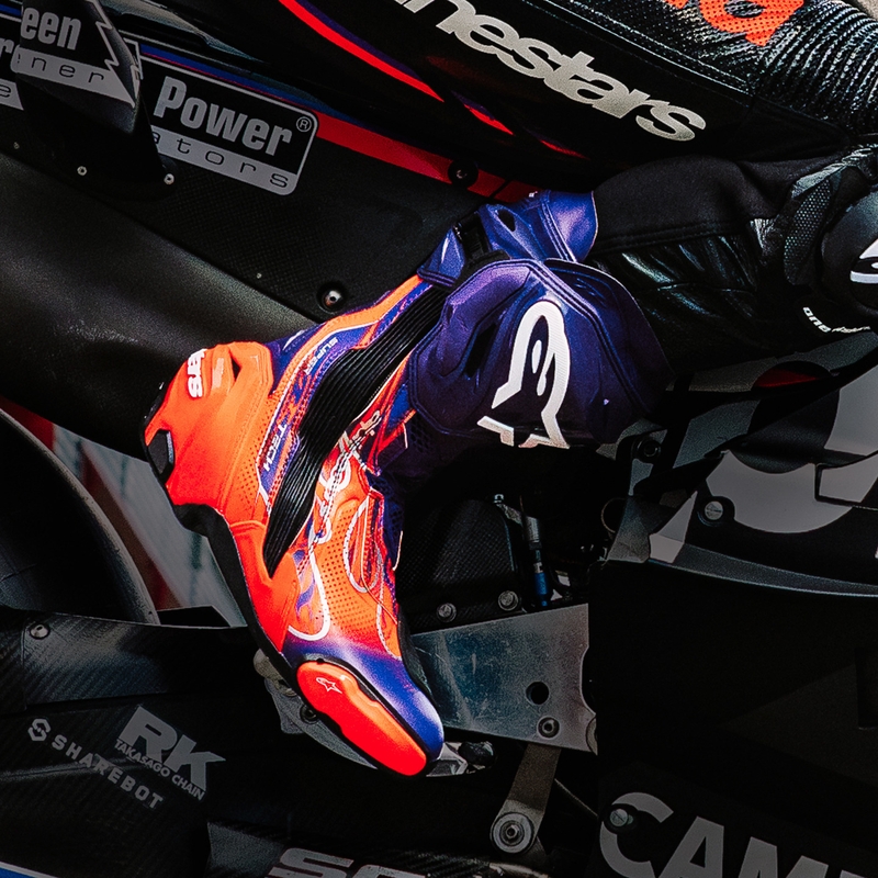 Alpinestars Supertech R Vented Flyte -moottoripyöräsaappaat, rajoitetun erän, Jorge Martin, violetti-punainen-musta