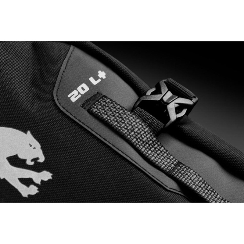 Furygan ADV 20L+ reppu musta-valkoinen