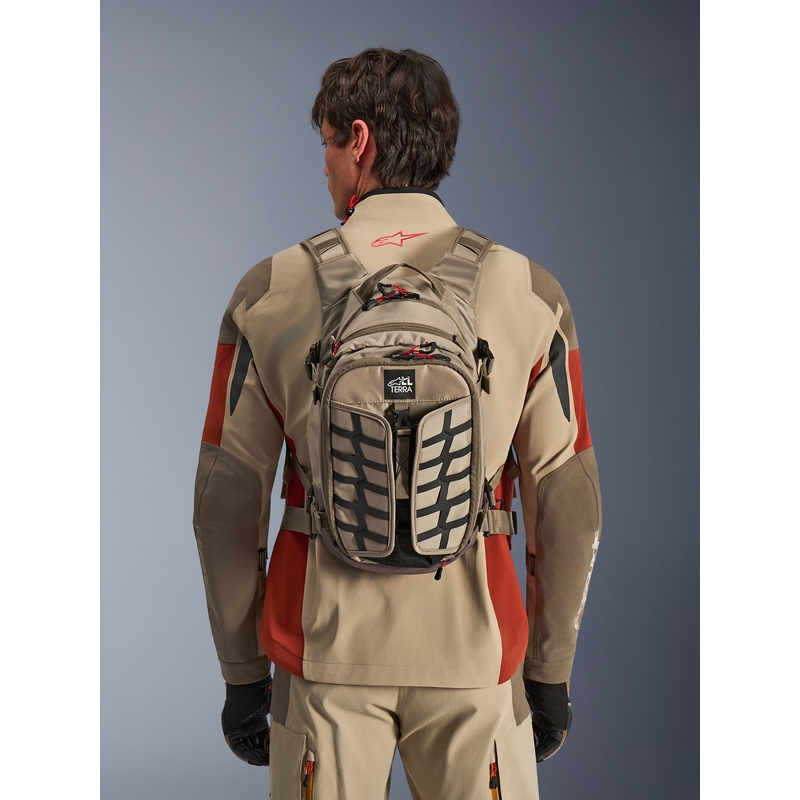 Alpinestars AT-15 moottoripyöräreppu hiekanoranssi 15 l