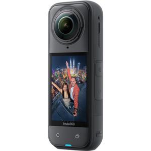 Insta360 X5 -action-kamera musta