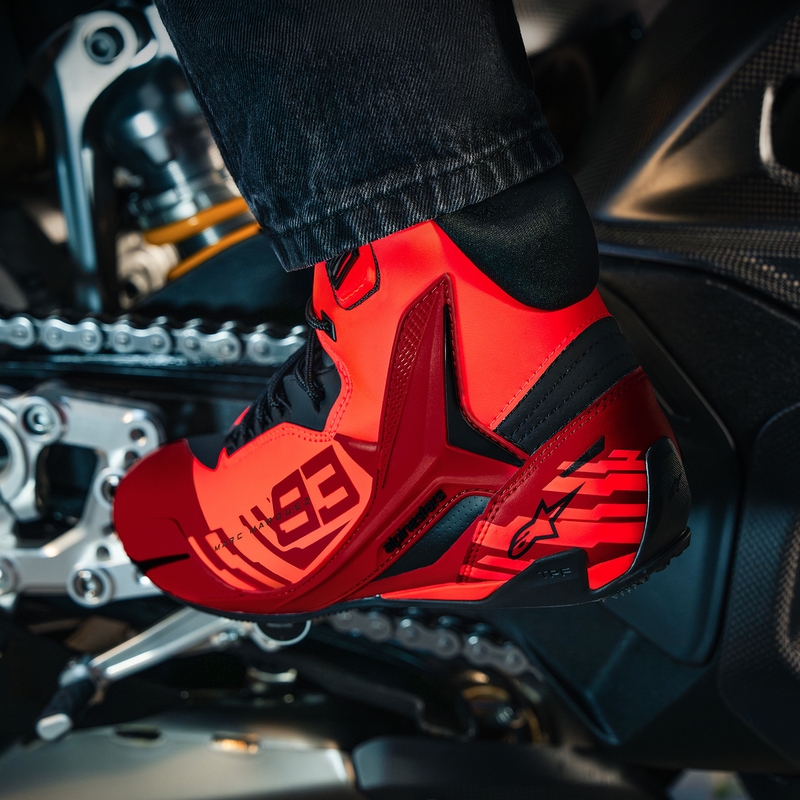 Alpinestars Faster-4 MM93 moottoripyöräsaappaat, fluo-mallisto, puna-puna-musta