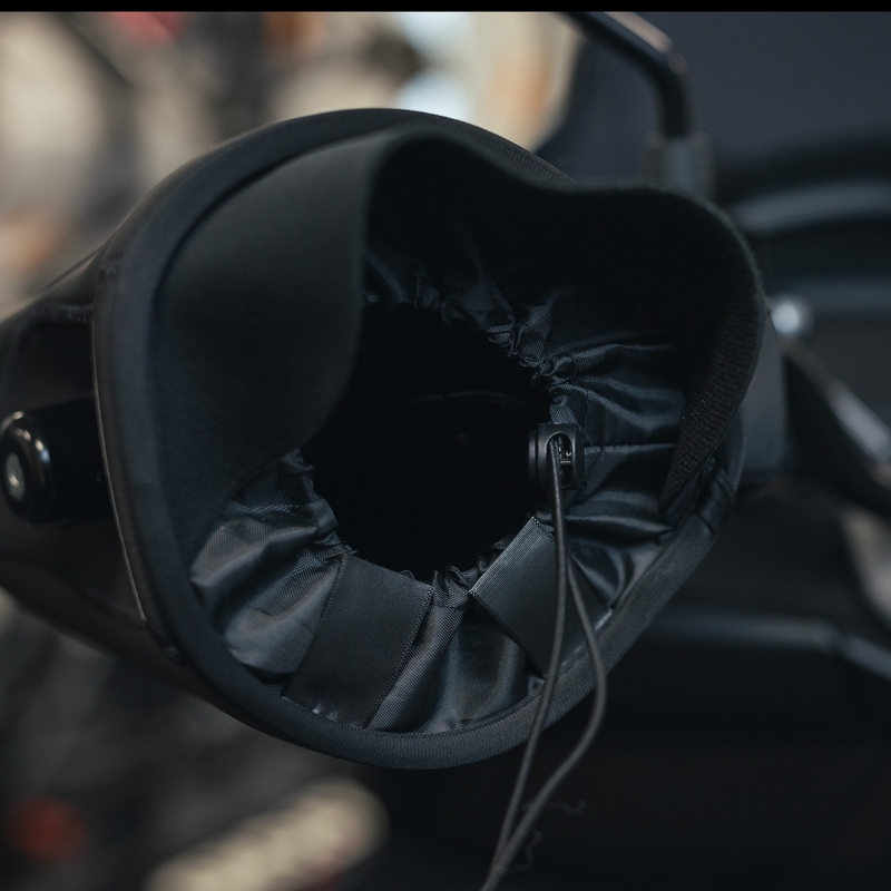 Oxford Hot Muffs lämmitettävät käsienlämmittimet, mustat