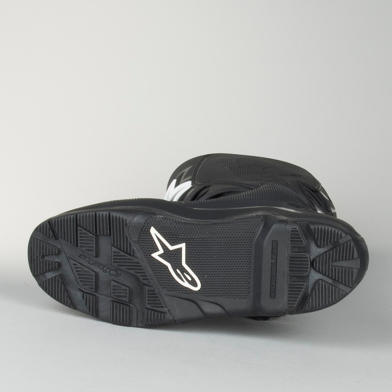 Alpinestars Tech 7 moottoripyöräsaappaat musta