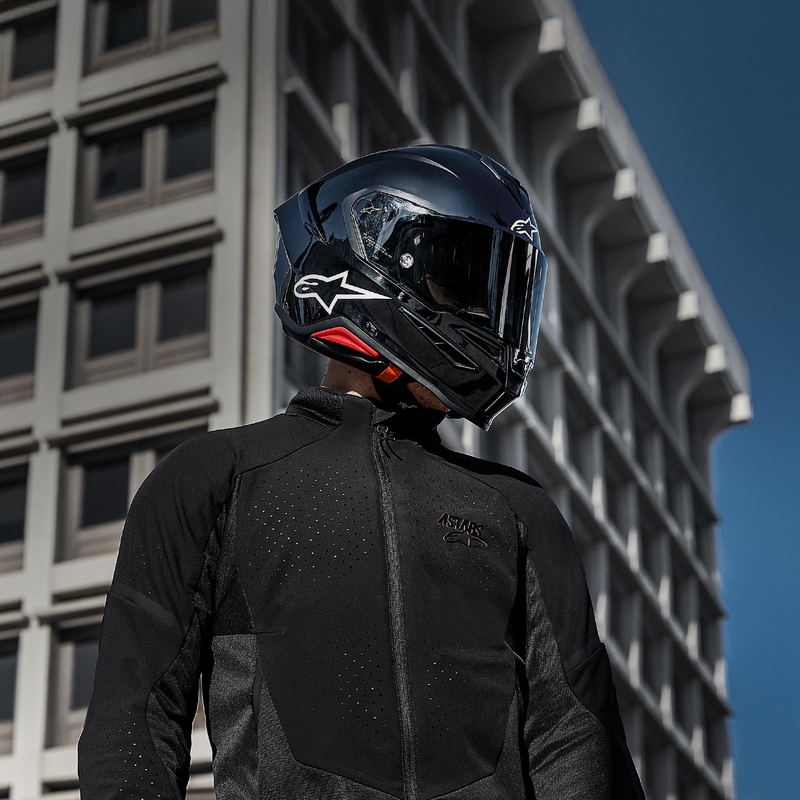 Alpinestars S-R7 Solid -moottoripyöräkypärä, musta