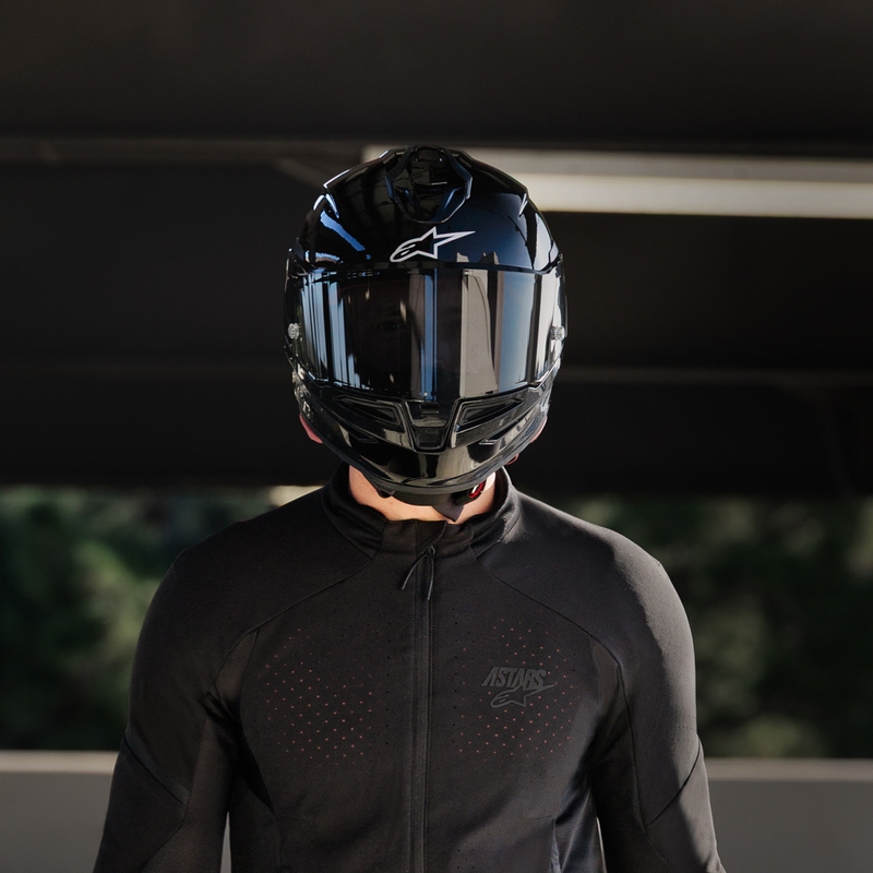 Alpinestars S-R7 Solid -moottoripyöräkypärä, musta