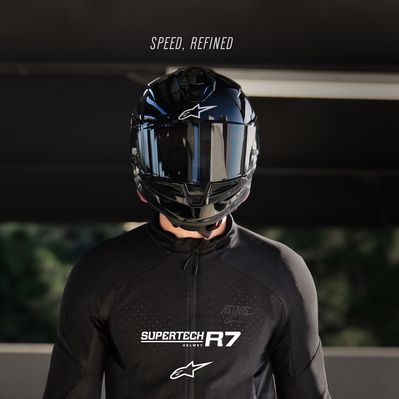 Alpinestars S-R7 Solid -moottoripyöräkypärä, musta
