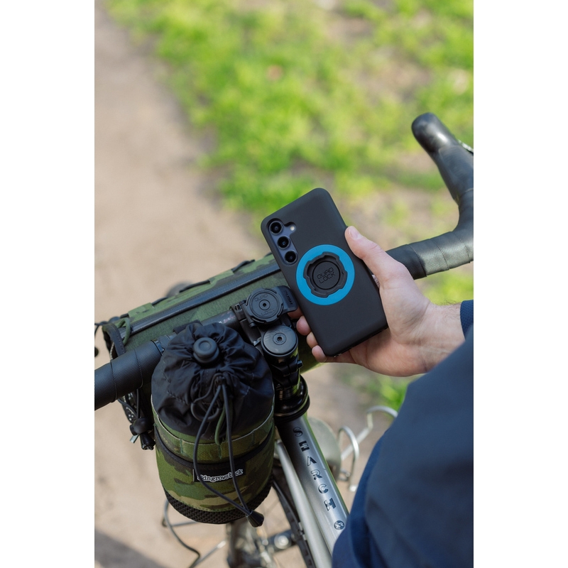 Quad Lock® -ohjainkannattimen kiinnitys musta