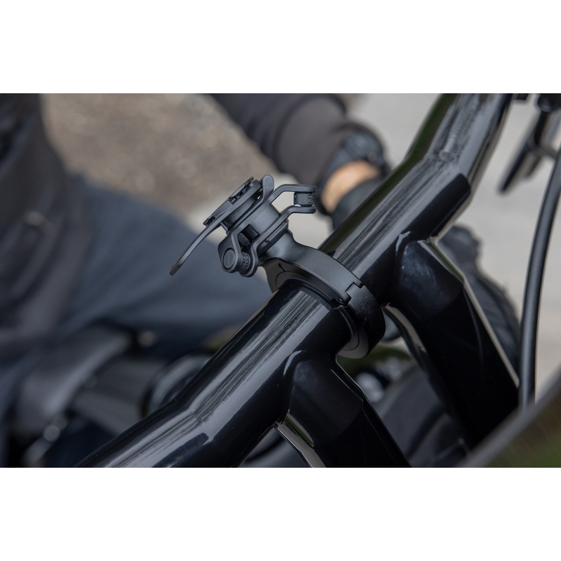 Quad Lock® PRO Suuri ohjaustankoon kiinnitettävä puhelinpidike musta