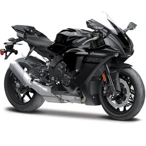 Maisto Yamaha YZF-R1 1:12 moottoripyörän malli musta